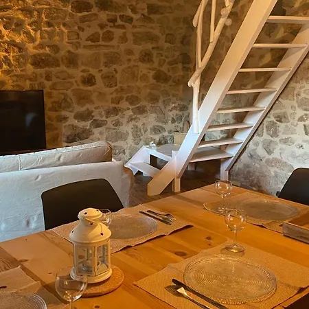 La Magnanerie Du Castanet Holiday home *